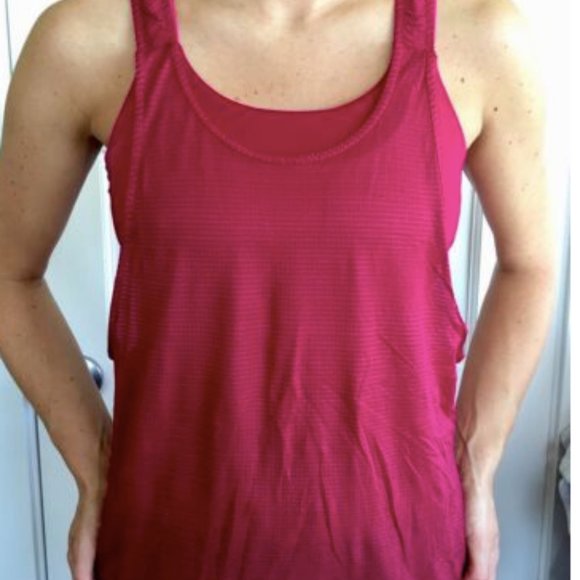 ✨Lululemon Stash it Tank